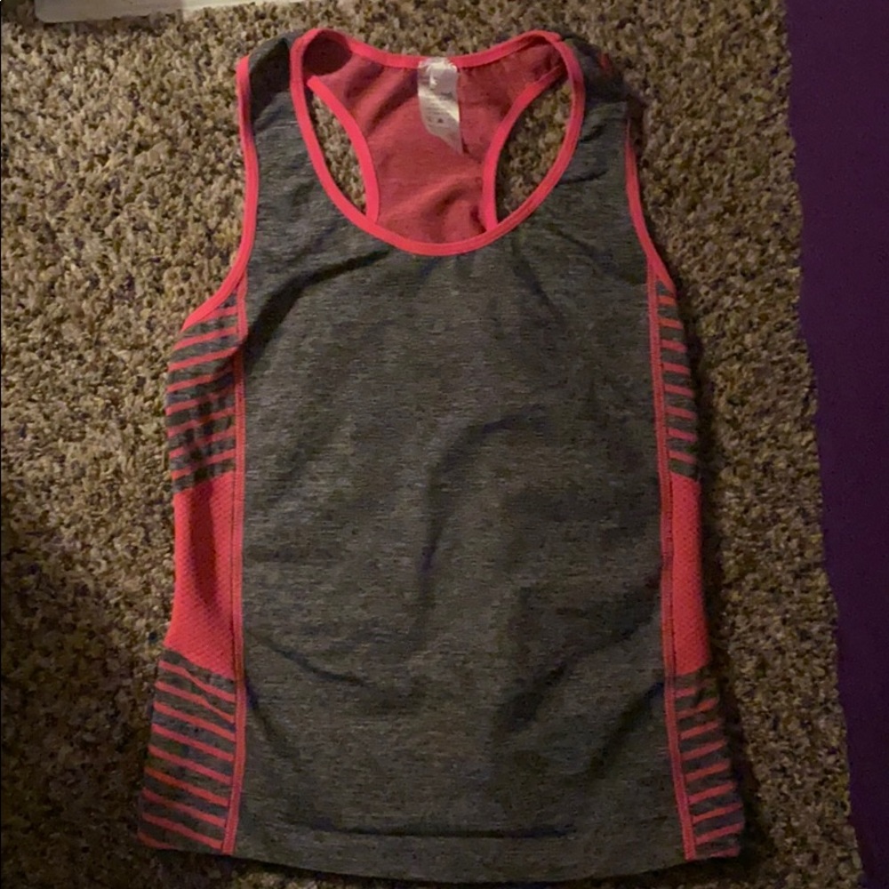 Active wear tank top